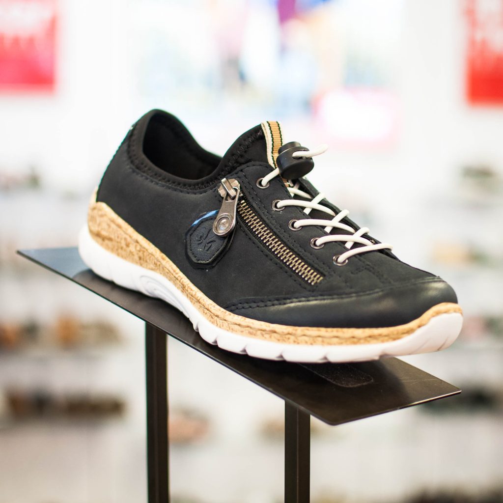 Sneakers moncton outlet